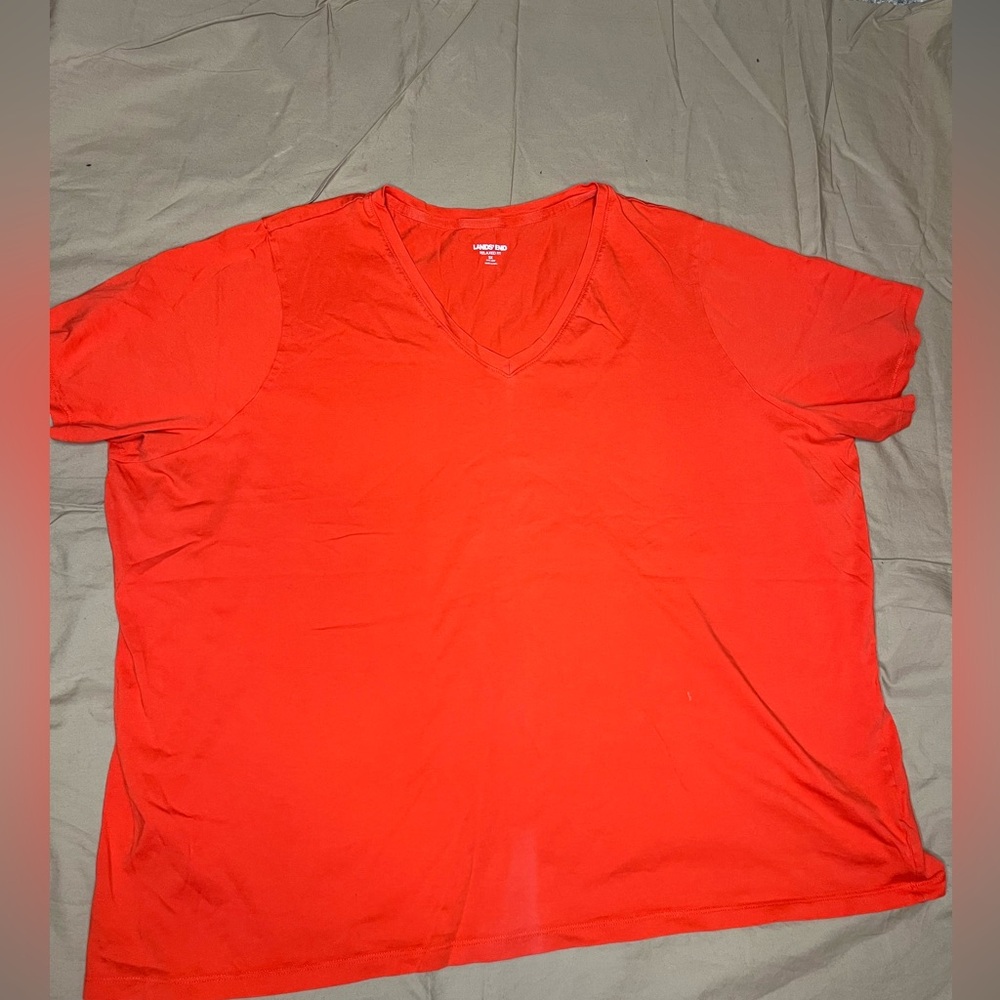 Lands  End top 3xl plus size.    K